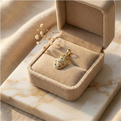 Zirkon Taş Detaylı Oval Kolye Ucu - 14K Altın Kaplama - 3 cm