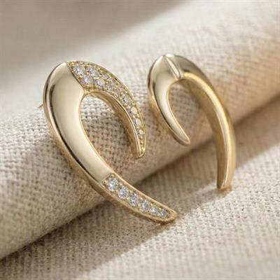 Zirkon Taşlı Hilal Küpe - 14K Altın Kaplama - 17 mm ve 21 mm