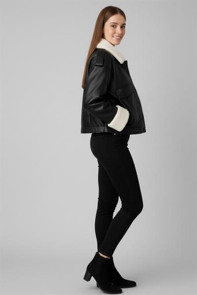 Deri Kürk Detaylı Kısa Ceket M4758 Siyah