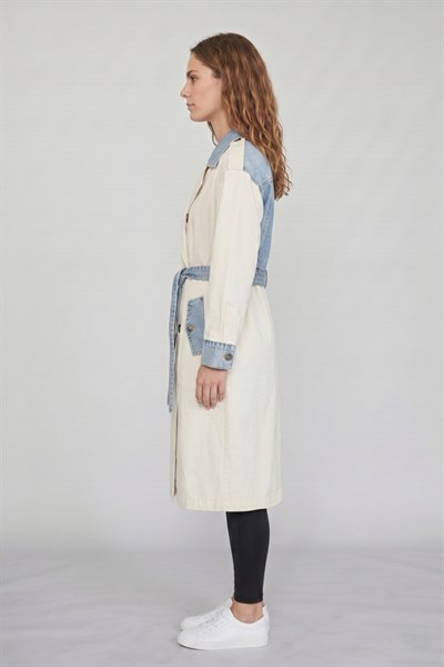 Kadın Krem Denim Detaylı Uzun Trençkot M87077 Taş
