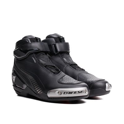 Dainese Superya Siyah Antrasit Bot | Magnezyum Slider CEDainese Superya Black Anthracite Deri Ayakkabı