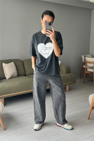 Kalp Baskılı Oversize T-shirt