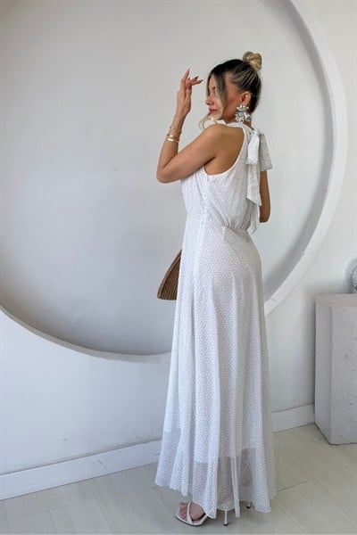 HALTER YAKA PUANTİYELİ ŞİFON ELBİSE BEYAZ