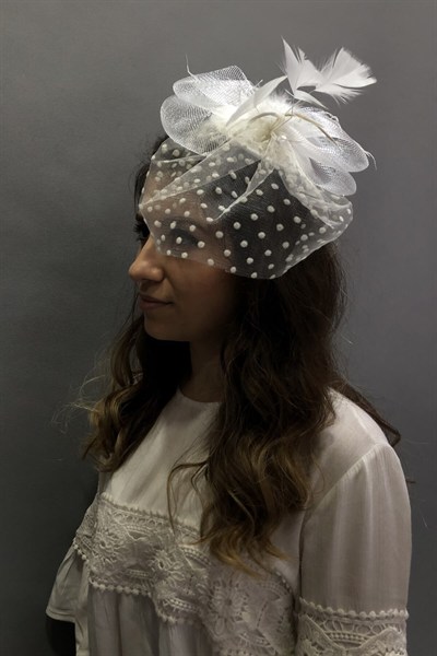 Beyaz Puantiyeli Violet Nikah Şapkası