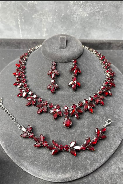 Bordo Renk Vintage Model Taşlı Kolye Küpe Bileklik Set Zarif Şık Abiye Düğün Takı
