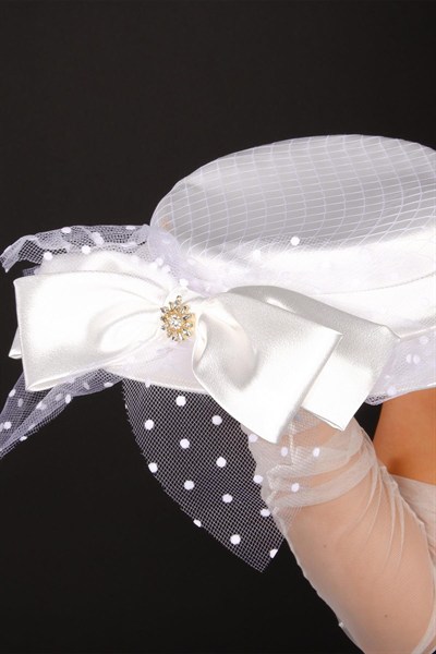 Kırık Beyaz Vualet Nikah Şapkası Lema Taşlı Fiyonklu Gelin Aksesuarı
