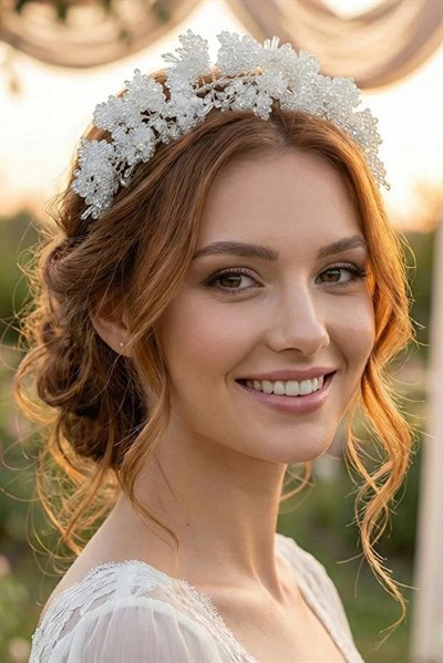 Kristal Boncuklu Yoğun İşlemeli Gelin Tacı Saç Asması Kına Nişan Düğün Saç Aksesuarı