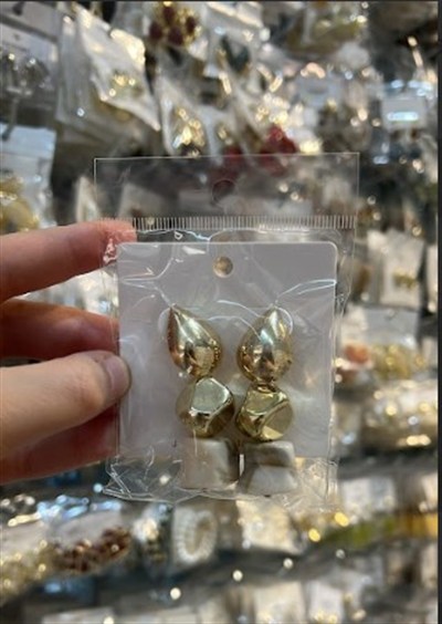 Lüks Segment Gold Kaplama Çelik Küpe - Butik Toptan Takı Grubu