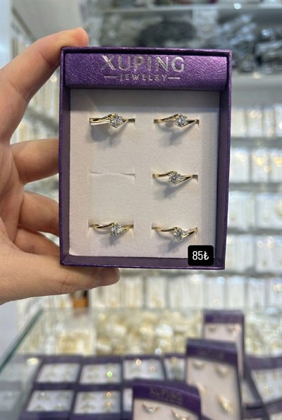 Toptan Zirkon Taşlı Kıvrımlı Model Çelik Kadın Yüzük – Gold Renk
