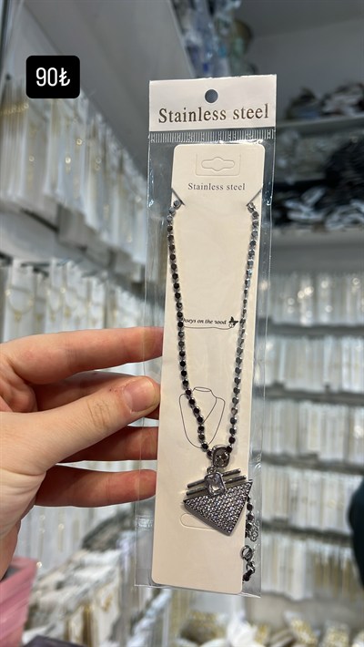 Vip Seri Kararmaz Çelik Işıltılı Üçgen Model Butik Kolye