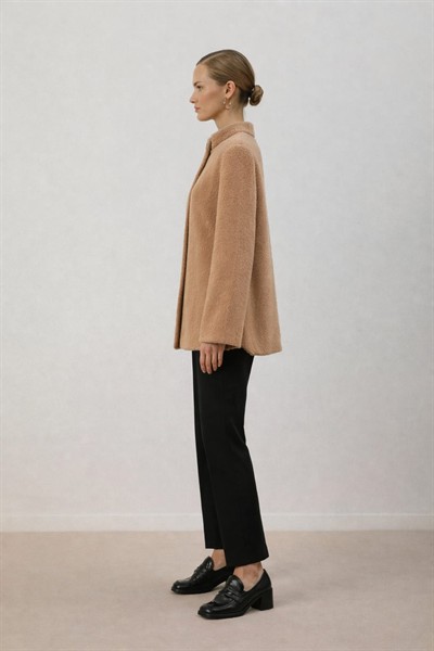 A205855 Aguaje Peluş Kısa Kaban / CAMEL