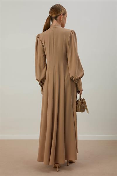 A502244 Aguaje Yakası Bağlamalı Elbise / BEJ