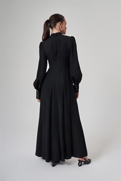 A70305 Aguaje Yakası Taş Detaylı Elbise / SİYAH