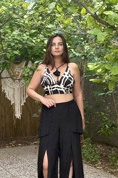 İpek Crop - Gold Black