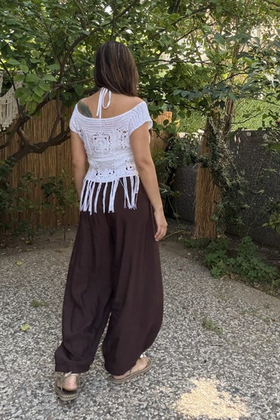 Kayık Yaka Motifli Tasarım Bluz - Beyaz