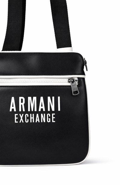ARMANI EXCHANGE ERKEK OMUZ ÇANTASI 952230-0P296-00121
