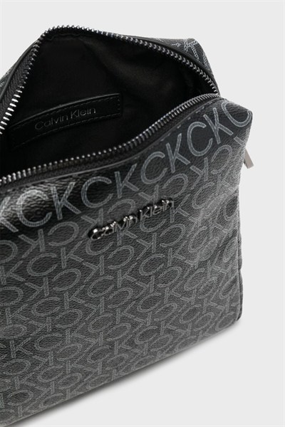 CALVIN KLEIN ERKEK OMUZ CANTASI K50K509231-01H