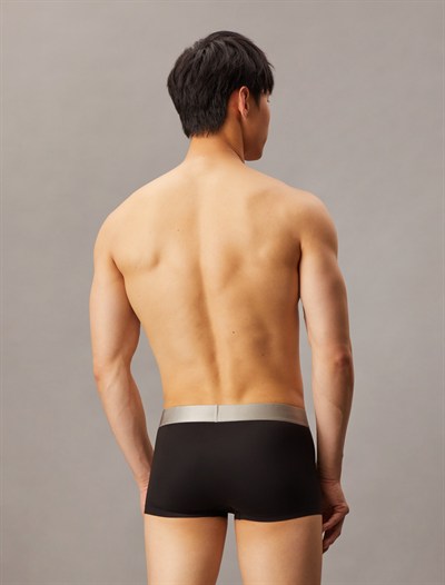 CALVIN KLEIN ERKEK TEKLİ BOXER LV00NB4127-UB1