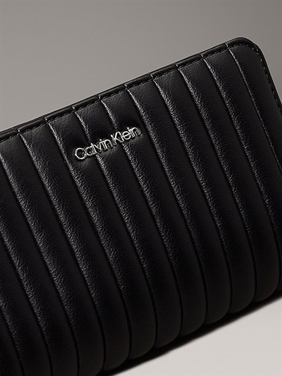 CALVIN KLEIN KADIN CÜZDAN K60K613063-BEH