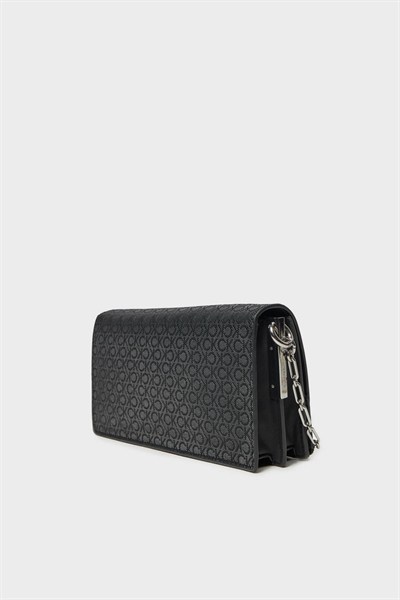 CALVIN KLEIN KADIN OMUZ ÇANTASI K60K613141-0GJ