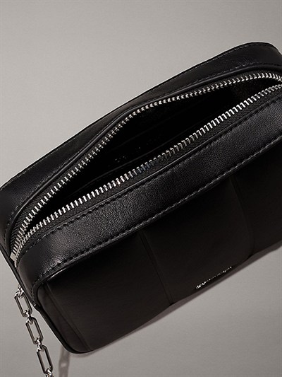 CALVIN KLEIN KADIN OMUZ ÇANTASI K60K613076-BEH