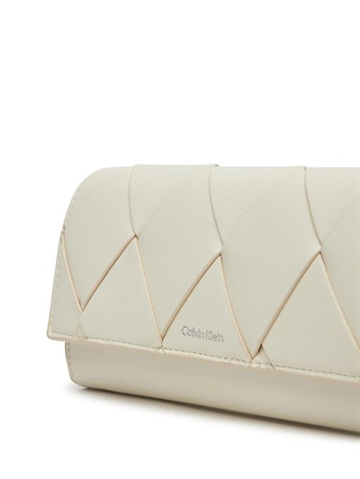 CALVIN KLEIN KADIN OMUZ ÇANTASI K60K612970-67U