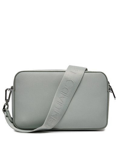 CALVIN KLEIN KADIN OMUZ ÇANTASI K60K611927-PEB