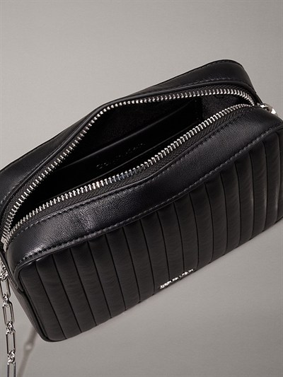 CALVIN KLEIN KADIN OMUZ ÇANTASI K60K613078-BEH