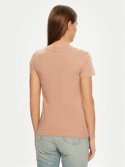 CALVIN KLEIN KADIN T-SHIRT J20J223563-TGW