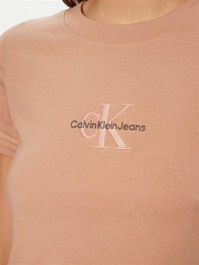 CALVIN KLEIN KADIN T-SHIRT J20J223563-TGW