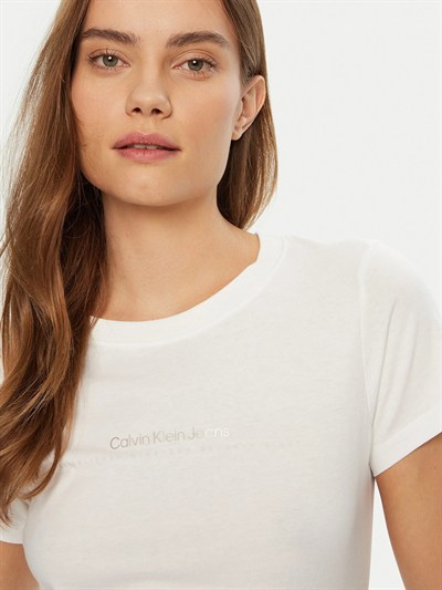 CALVIN KLEIN KADIN T-SHIRT J20J224990-YAF