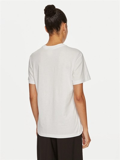 CALVIN KLEIN KADIN T-SHIRT K20K207519-YAF
