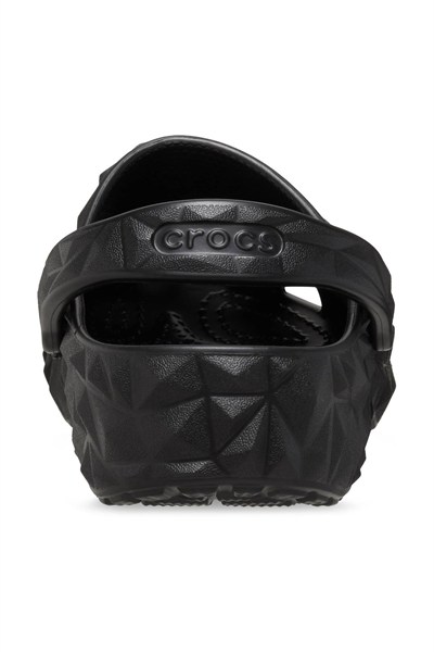 CROCS GEOMETRIC CLOG KADIN TERLİK 209563-001
