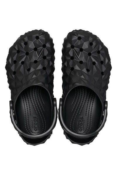 CROCS GEOMETRIC CLOG KADIN TERLİK 209563-001