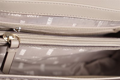 DKNY KADIN OMUZ ÇANTASI R313JA13-F6X