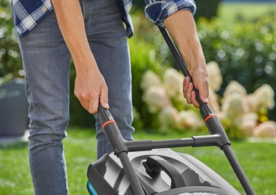 GARDENA ELEKTRİKLİ ÇİM BİÇME MAKİNESİ 14633