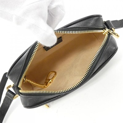 GUCCI KADIN OMUZ ÇANTASI 719885-DJ2DG-1060