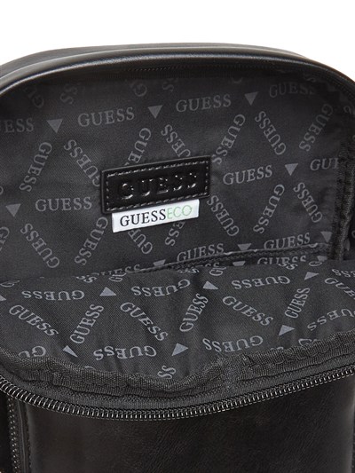 GUESS BOSTON ERKEK OMUZ ÇANTASI HMBOCAP5326-BLA