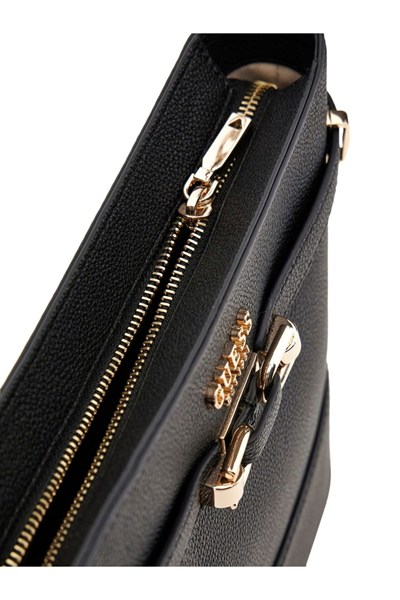 GUESS KADIN OMUZ ÇANTASI BG952704-BLACK