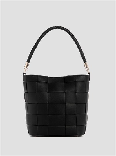 GUESS KADIN OMUZ ÇANTASI WG966103-BLACK