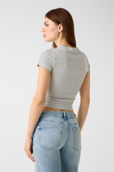 GUESS KADIN T-SHIRT W6RI22KA0H1-LMGY