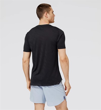 NEW BALANCE ERKEK T-SHIRT MT23281-BK