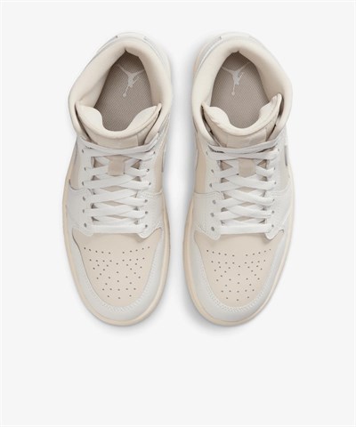 NIKE AIR JORDAN 1 LOW MID KADIN AYAKKABI BQ6472-201