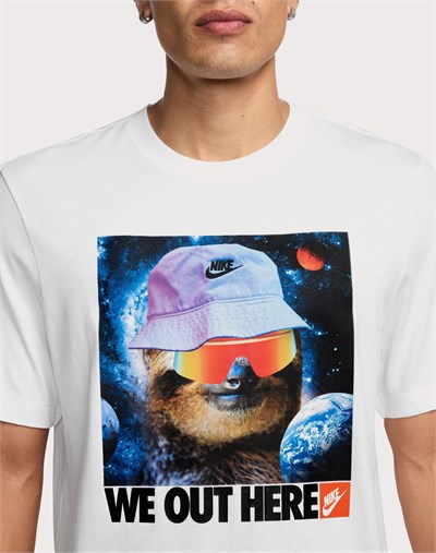NIKE BEAR ERKEK T-SHIRT HJ0752-100
