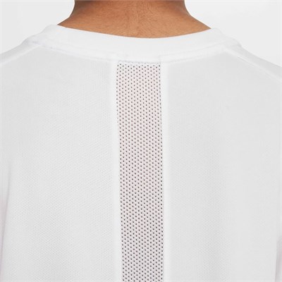 NIKE DRI-FIT SWOOSH ERKEK ÇOCUK T-SHIRT HJ3743-100