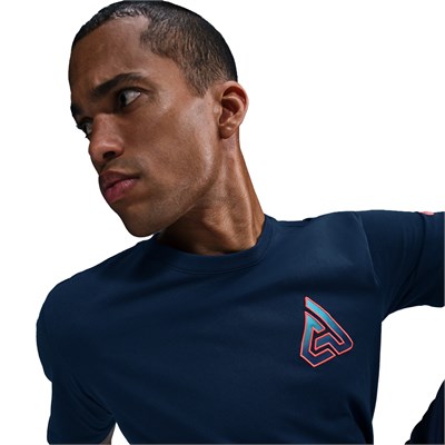 NIKE GIANNIS ERKEK T-SHIRT HJ3446-451