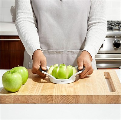 OXO ELMA DİLİMLEYİCİ 32681