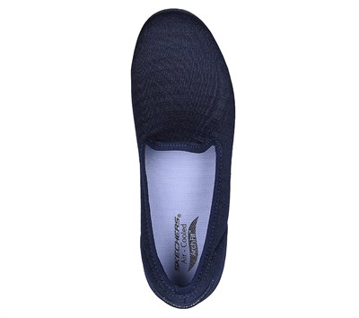 SKECHERS ARCH FIT UPLIFT KADIN AYAKKABI 136579-NVY