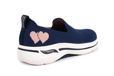SKECHERS GO WALK ARCH FIT KADIN AYAKKABI 124854-NVY