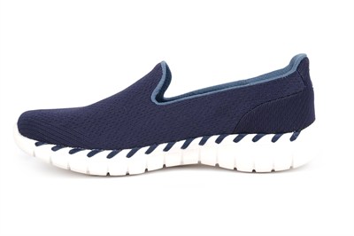 SKECHERS GO WALK SMART 2 KADIN AYAKKABI 124737-NVBL
